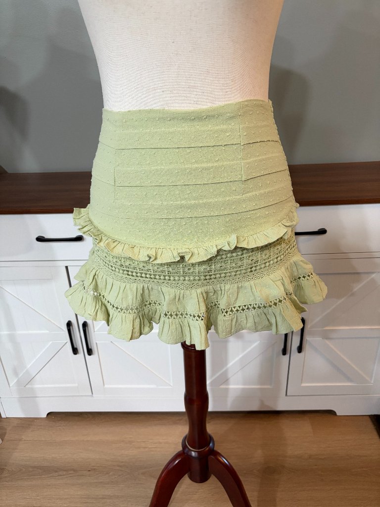 Pastel Green / Pistachio Smocked Ruffle Mini Skirt By Shero Size Large
